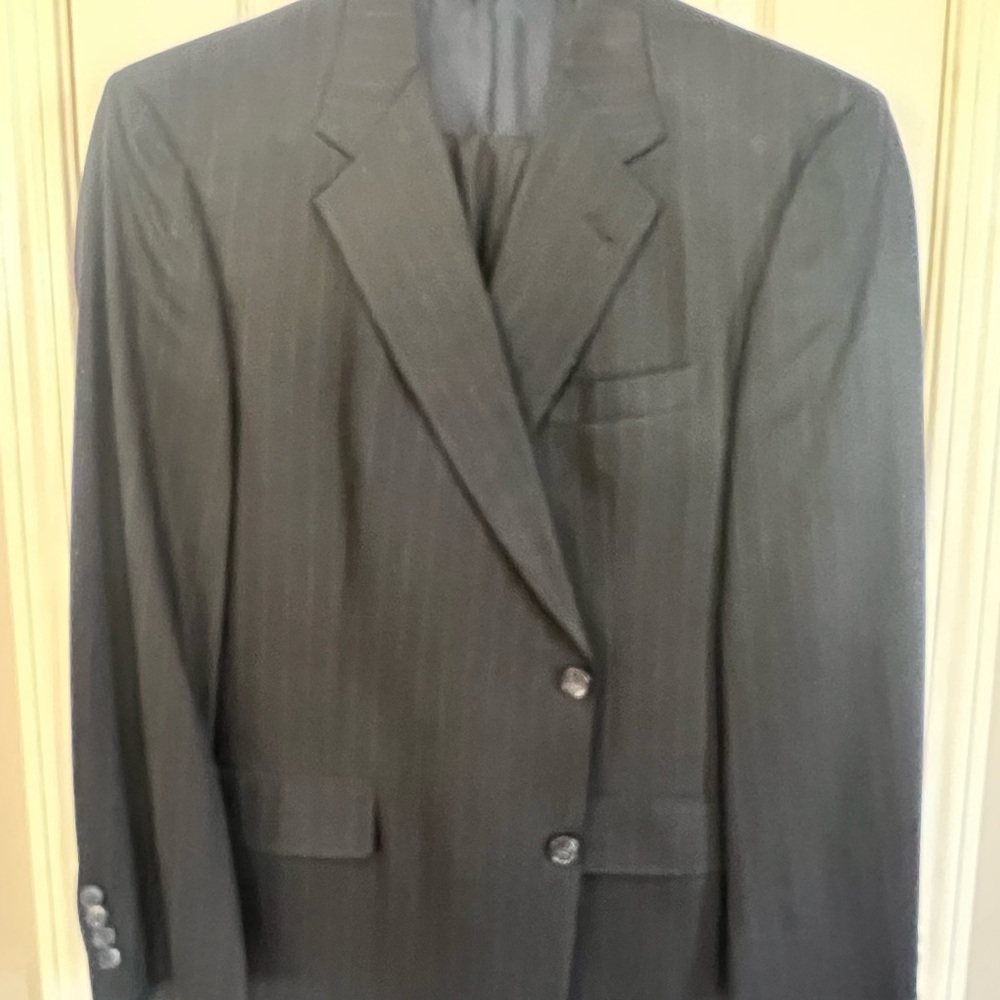 Hart Schaffer and Marxs 2 button black pinstripe suit size 44R